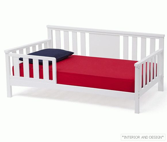Ліжко для трирічної дитини з бортами - 2