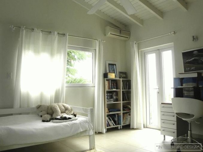 Спальня з відокремленим балконом або лоджією - фото 1