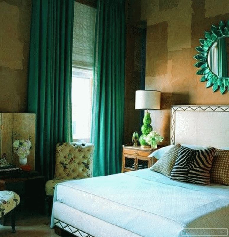 Зелені штори для спальні 9